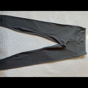 Lululemon WunderTrain Hi-Rise 28”